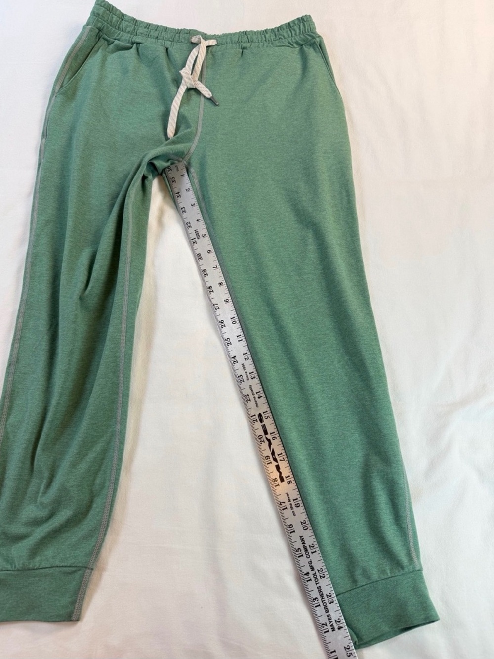 Vuori Women’s Marsh Green Performance Drawstring Joggers Small - Picture 5 of 9